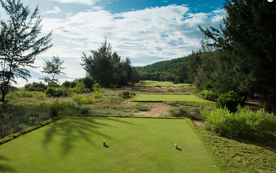 <h2>Thailand, Cambodia & Vietnam Escorted 2015</h2>14 Nights from Thailand to Cambodia & Vietnam | 8 Rounds | February 15 – March 1