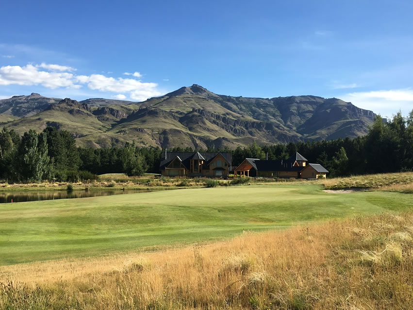 <h2>The Best of Argentina Escorted 2018</h2>11 Nights in Patagonia & Buenos Aires | 6 Rounds | January 15 – 26